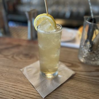 The Warren - Warren's Mule - Gastropubs Near Me - New York, New York