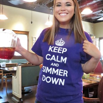 Simmer Down - waitress Kara...5 star service - Comfort Food Near Me - Georgetown, Texas