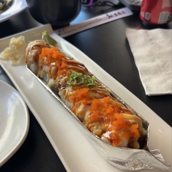 Sushi Haku - Golden state roll - Japanese Near Me - Napa, California Sushi Haku - Golden state roll - Japanese Near Me - Napa, California