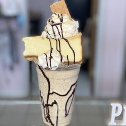 Bakeology - Graham cracker station cheesecake shake