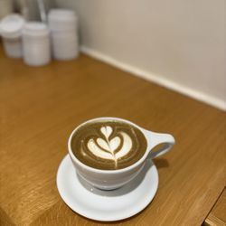 Less & More Coffee - Hojita Latte