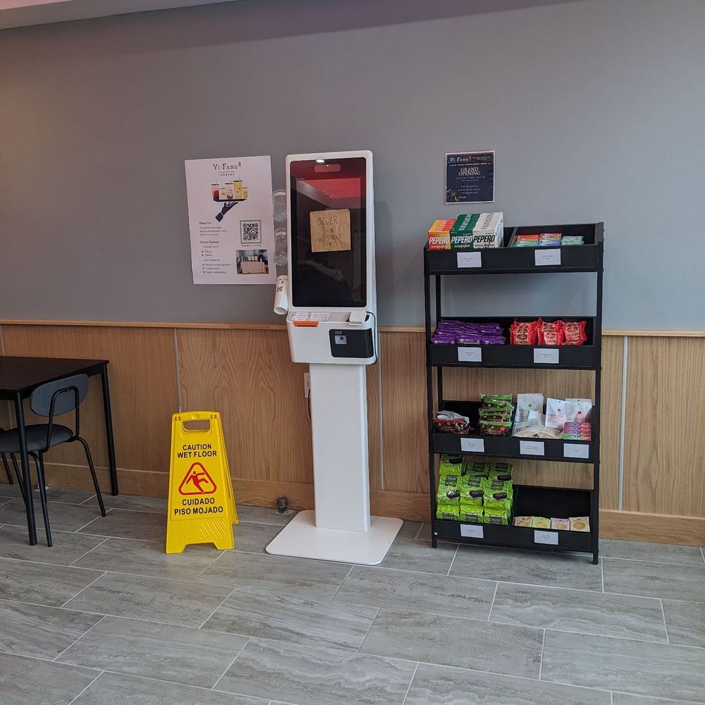 Bloome Fruit Tea - Kiosk and snacks - Juice Bars & Smoothies Near Me - Boston, Massachusetts