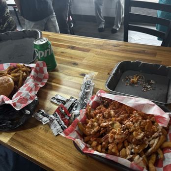 Halal Birdz - the food is a 10/10 fs. customer service is excellent and they are very sweet and helpful. - Chicken Shop Near Me - Nashville, Tennessee Halal Birdz - the food is a 10/10 fs. customer service is excellent and they are very sweet and helpful. - Chicken Shop Near Me - Nashville, Tennessee