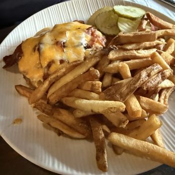 Shiloh Gastro - Gastro Burger - New American Near Me - Pittsburgh, Pennsylvania