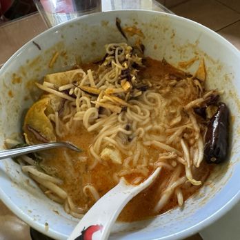 Padaek - Coconut curry soup with noodles and tofu - Thai Near Me - Falls Church, Virginia Padaek - Coconut curry soup with noodles and tofu - Thai Near Me - Falls Church, Virginia
