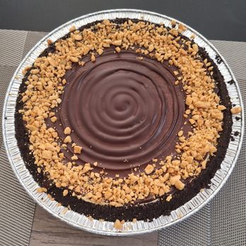 PopNpies - Peanut butter chocolate pie - Desserts Near Me PopNpies - Peanut butter chocolate pie - Desserts Near Me