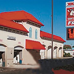 Bear Express Car Wash - Bear 3-Minute Express Car Wash. Home of the FREE VACUUM.
Elkton, MD. Rt. 40 across from Ruby Tuesdays.
