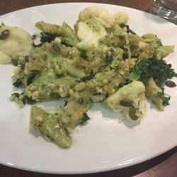 Marks And Spencer - Cauliflower, kale and pasta cheesy melt in M&S Café