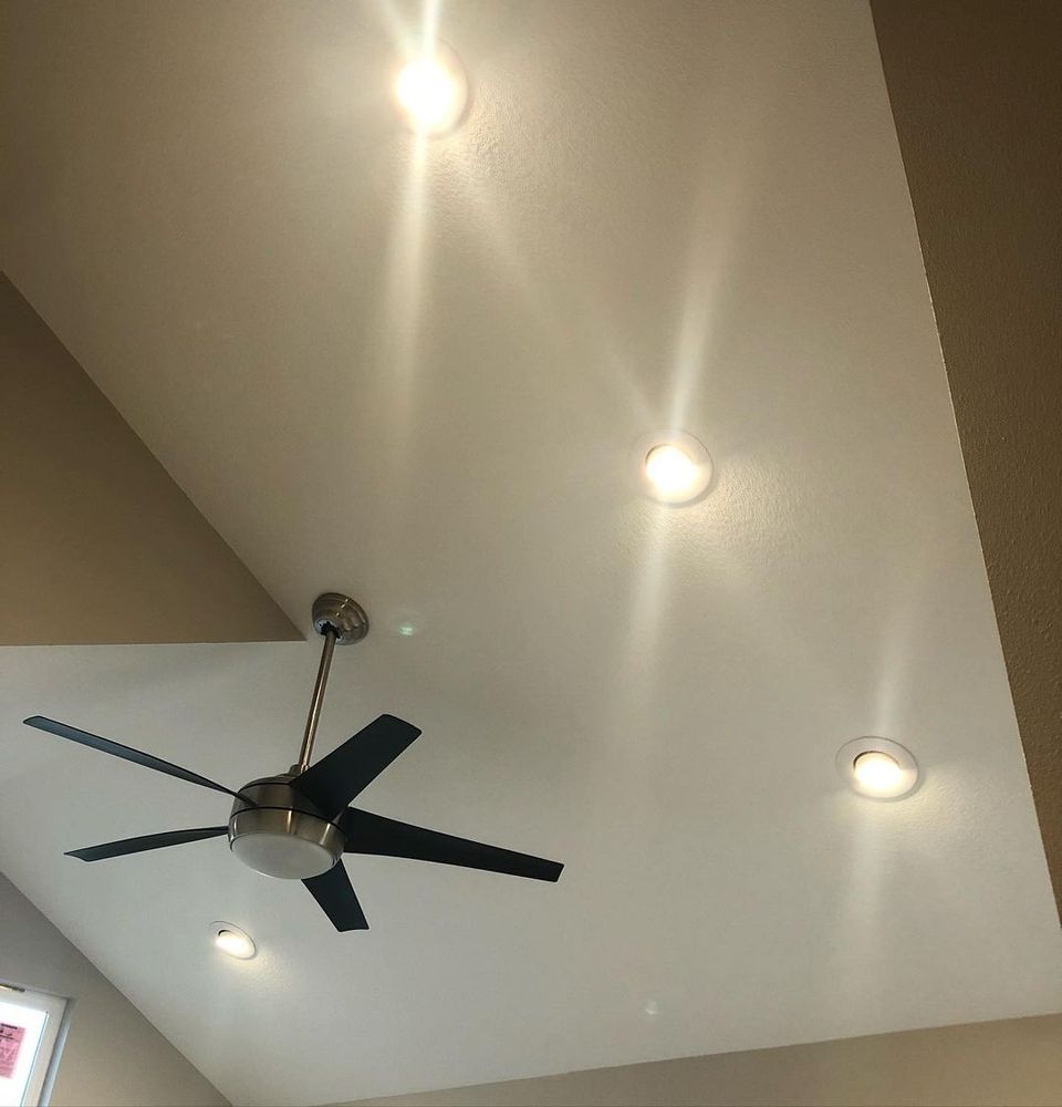 Slide of Peak 24 Hour Electrician