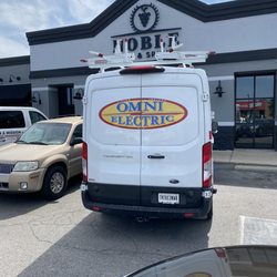 Omni Electric, LLC - Bad parking job and bad attitude