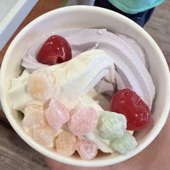 Orange Leaf Frozen Yogurt - Taro and banana pudding with cherries and mochi toppings - Ice Cream & Frozen Yogurt Near Me - San Antonio, Texas Orange Leaf Frozen Yogurt - Taro and banana pudding with cherries and mochi toppings - Ice Cream & Frozen Yogurt Near Me - San Antonio, Texas