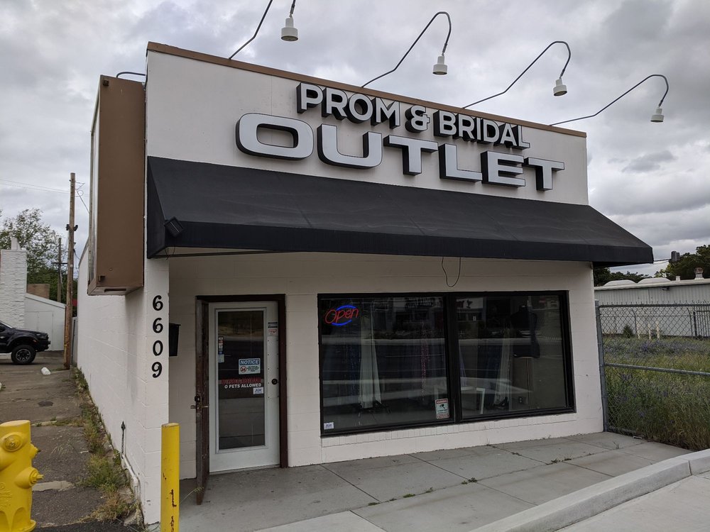 PROM & BRIDAL OUTLET Updated June 2024 6609 Fair Oaks Blvd
