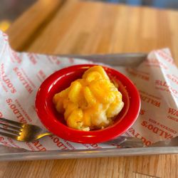 Waldos Chicken and Beer - Mac and Cheese
