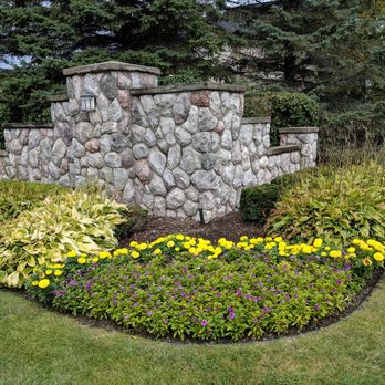 E B Maintenance Service 11 Photos Landscaping 24684 Hathaway St Farmington Hills Mi Phone Number