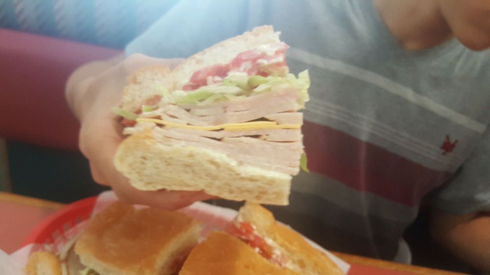 BLUE BOY SANDWICH SHOP OF ARLINGTON CLOSED 45 Reviews & 41 Photos