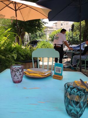 Restaurante Somsaa - Thai Bite & Wine Bar by null