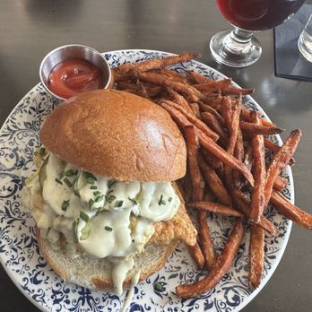 Southern Social - Crispy chicken sandwich with sweet potato fries - Southern Near Me - Eagan, Minnesota Southern Social - Crispy chicken sandwich with sweet potato fries - Southern Near Me - Eagan, Minnesota