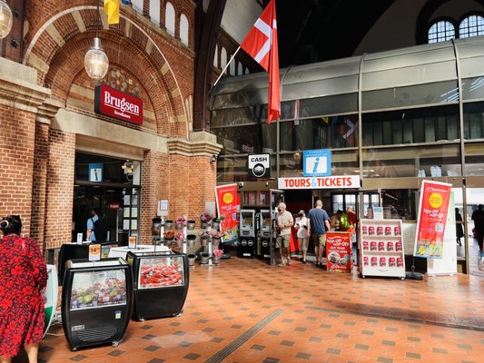 Copenhagen Central Station by null