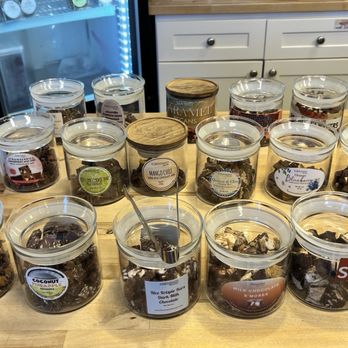 Fortunato Chocolate - Samples - Chocolatiers & Shops Near Me - Issaquah, Washington