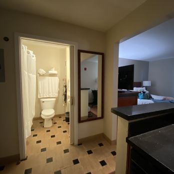 Larkspur Landing - Sunnyvale - Hotels Near Me - Sunnyvale, California