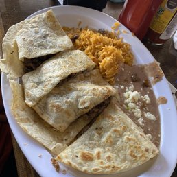 Quesadilla de carne asada Quesadilla de carne asada