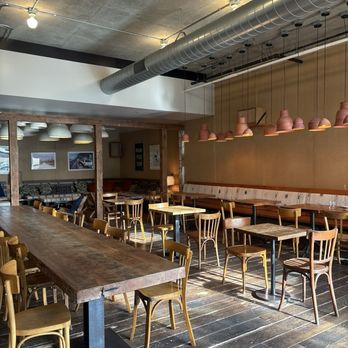 Hushy's Sandwiches - Dining area - Sandwiches Near Me - Seattle, Washington