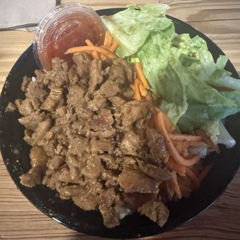 Kalbi Taco Shack - Chicken teriyaki rice bowl with vegetables - Asian Fusion Near Me - St Louis, Missouri Kalbi Taco Shack - Chicken teriyaki rice bowl with vegetables - Asian Fusion Near Me - St Louis, Missouri
