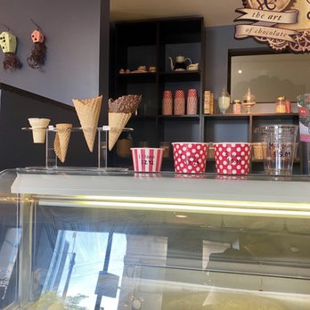 Cherri's Chocol'art - Ice cream area/ milk shake area - Chocolatiers & Shops Near Me - Kalamazoo, Michigan