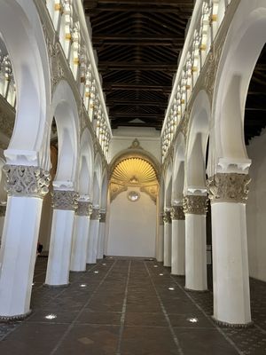 Sinagoga de Santa María La Blanca by null