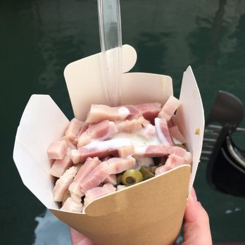 Dal Moro's - Alfredo + ham + mushrooms + olives - Fast Food Near Me - Venezia, VE
