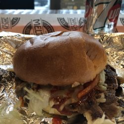 Meltwich Food - Regular hamburger.