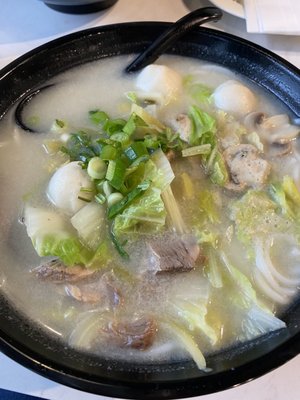 Deer Garden Signatures Soupe et Nouilles Restaurant by null