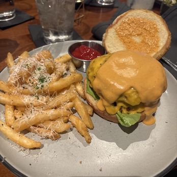 Assembly House - Smash Burgers!!! With truffle fries - Wine Bars Near Me - Sunnyvale, Texas Assembly House - Smash Burgers!!! With truffle fries - Wine Bars Near Me - Sunnyvale, Texas