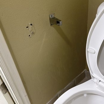 Baymont by Wyndham Provo River - Miss toilet paper holder and NO toilet paper found anywhere in the room. - Hotels Near Me - Provo, Utah