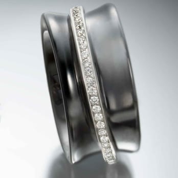 ZFolio Gallery Solvang - Black gem ceramic concave band with free spinning diamond pave ring - Art Galleries Near Me - Solvang, California