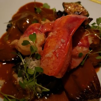 Different Pointe of View - Butter Poached Lobster with squid ink crayfish ravioli - New American Near Me - Phoenix, Arizona