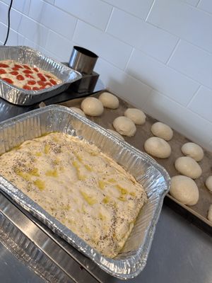 Blozzom Pizza by null