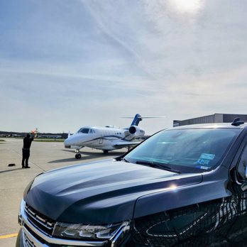 Chicago's Elite Black Car & Chauffeur Service - Chicago's Executive Transportation VIP SUV at Atlantic Aviation PWK - Limos Near Me Chicago's Elite Black Car & Chauffeur Service - Chicago's Executive Transportation VIP SUV at Atlantic Aviation PWK - Limos Near Me