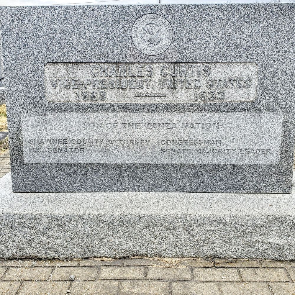 Topeka Cemetery - Funeral Services & Cemeteries Near Me - Topeka, Kansas Topeka Cemetery - Funeral Services & Cemeteries Near Me - Topeka, Kansas