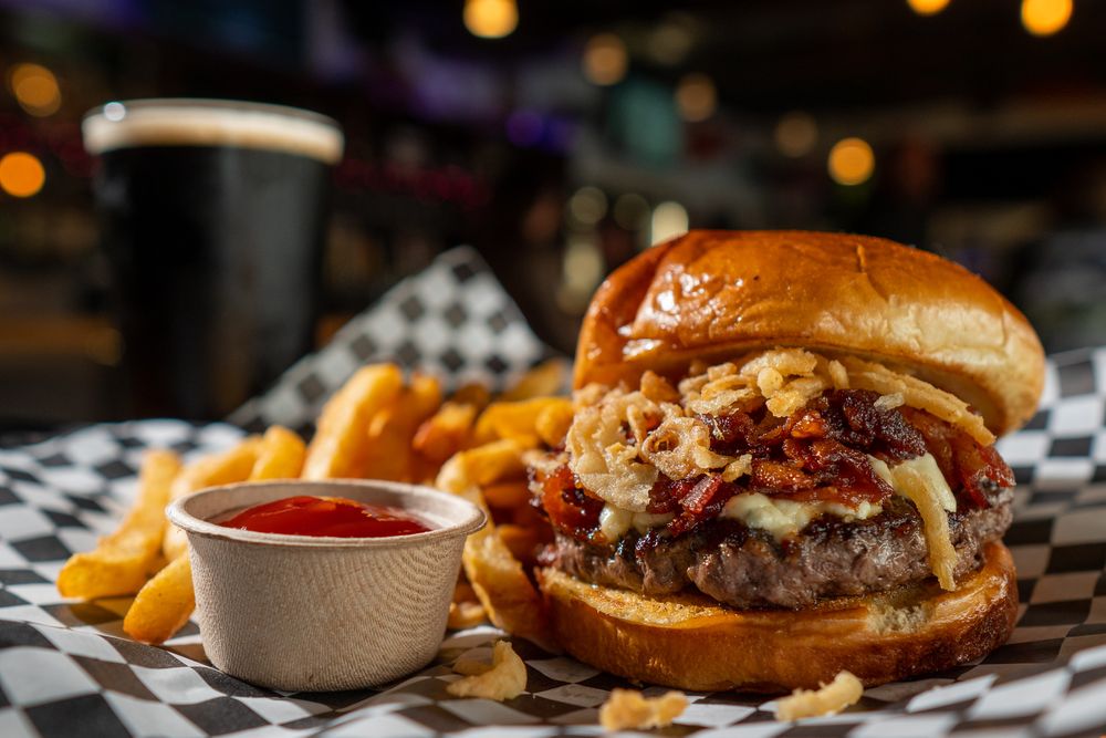 The Slip Bar & Eatery - Lomita