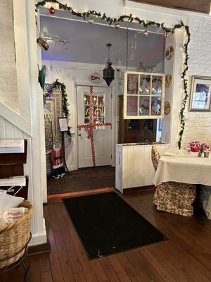 Omar's Carriage House by null