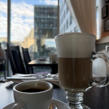 Pub Cartier Arms - Beer, Wine & Spirits Near Me - Montreal, Quebec
