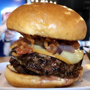 PINCHO - Pipos Choice - Burgers Near Me - Miami, Florida