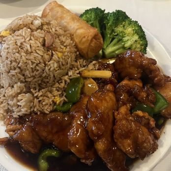Dragon Gate - Chinese Near Me - Parma Heights, Ohio