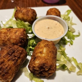 North Avenue Pub & Grill - Loaded Tots - Pubs Near Me - West Chicago, Illinois North Avenue Pub & Grill - Loaded Tots - Pubs Near Me - West Chicago, Illinois