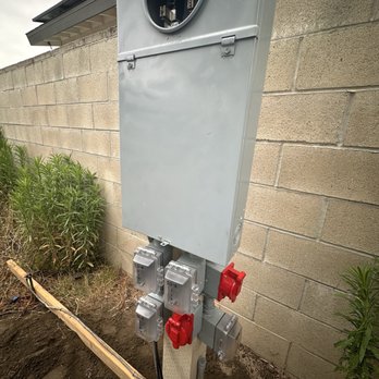 ACO Temporary Power - Temp power pole planted in an hour they have a great team - Machine & Tool Rental Near Me - Los Angeles, California