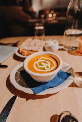 ie - Italian Eatery by null