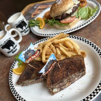 Black Bear Diner Olathe - Patty Melt* (920 cals.) and Bob's Big Bear Burger* (1290 cals.) - Diners Near Me - Olathe, Kansas Black Bear Diner Olathe - Patty Melt* (920 cals.) and Bob's Big Bear Burger* (1290 cals.) - Diners Near Me - Olathe, Kansas