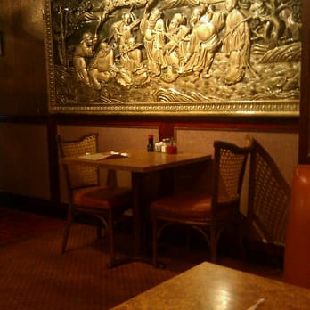 China Palace - Section of front dining rm - Chinese Near Me - Midland, Michigan