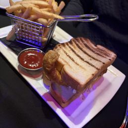 Fish sandwich
